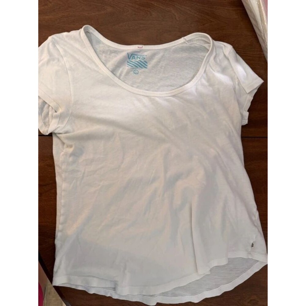 Vans vneck